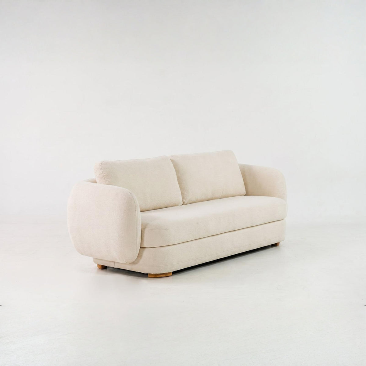 SOFA TRIPLE MAGNOLIA · Crema · 1