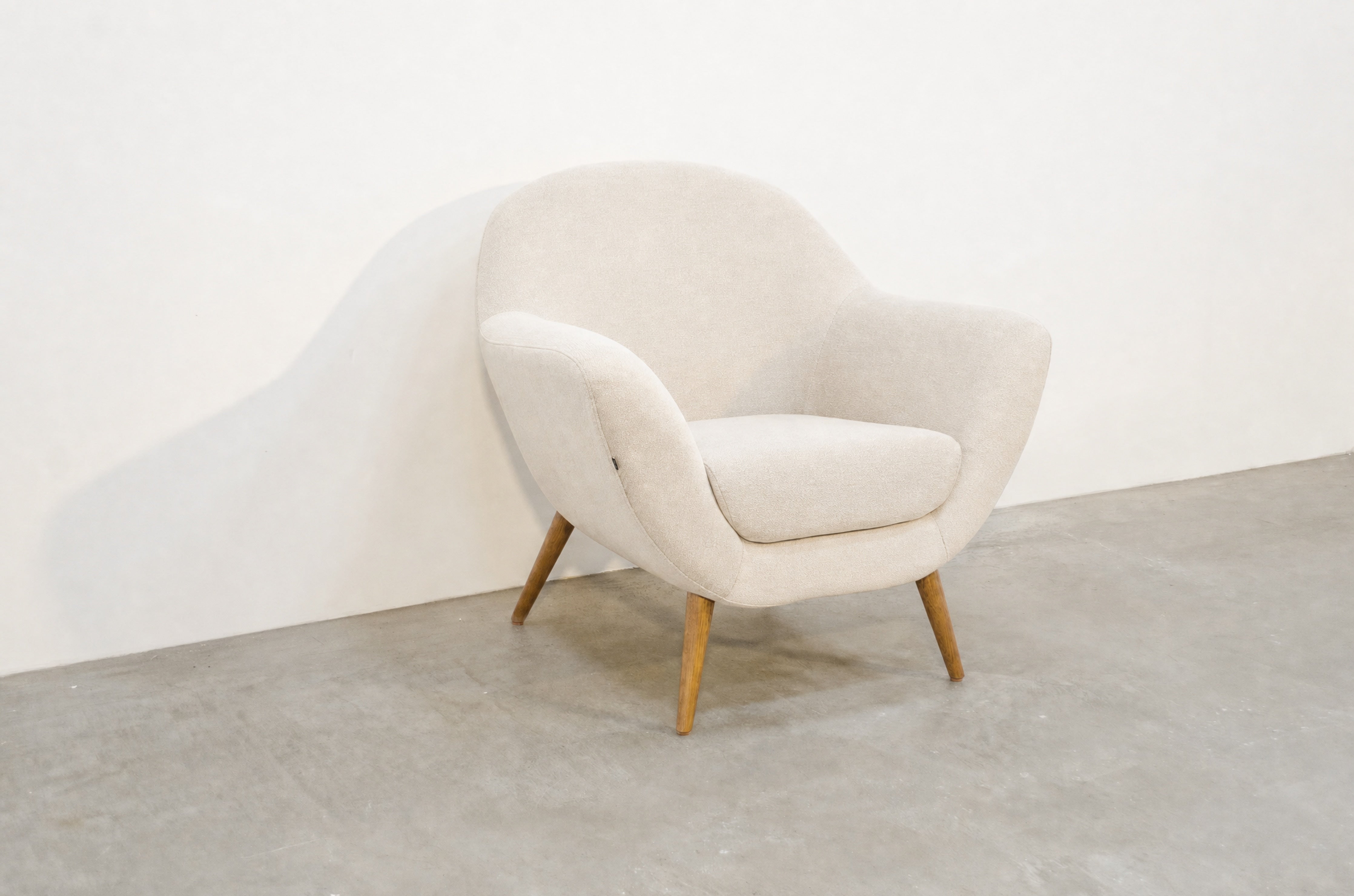 BUTACA PLUMA · Crema · 4