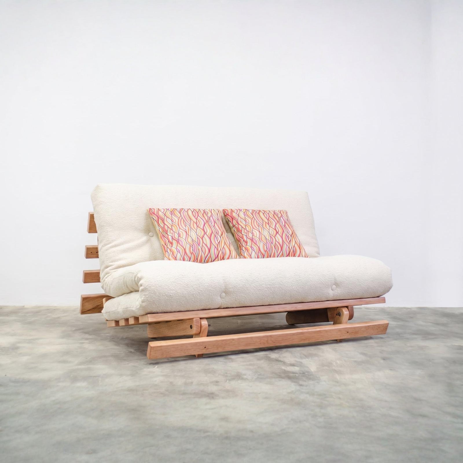 SOFÁ CAMA FUTON · Crema · 4