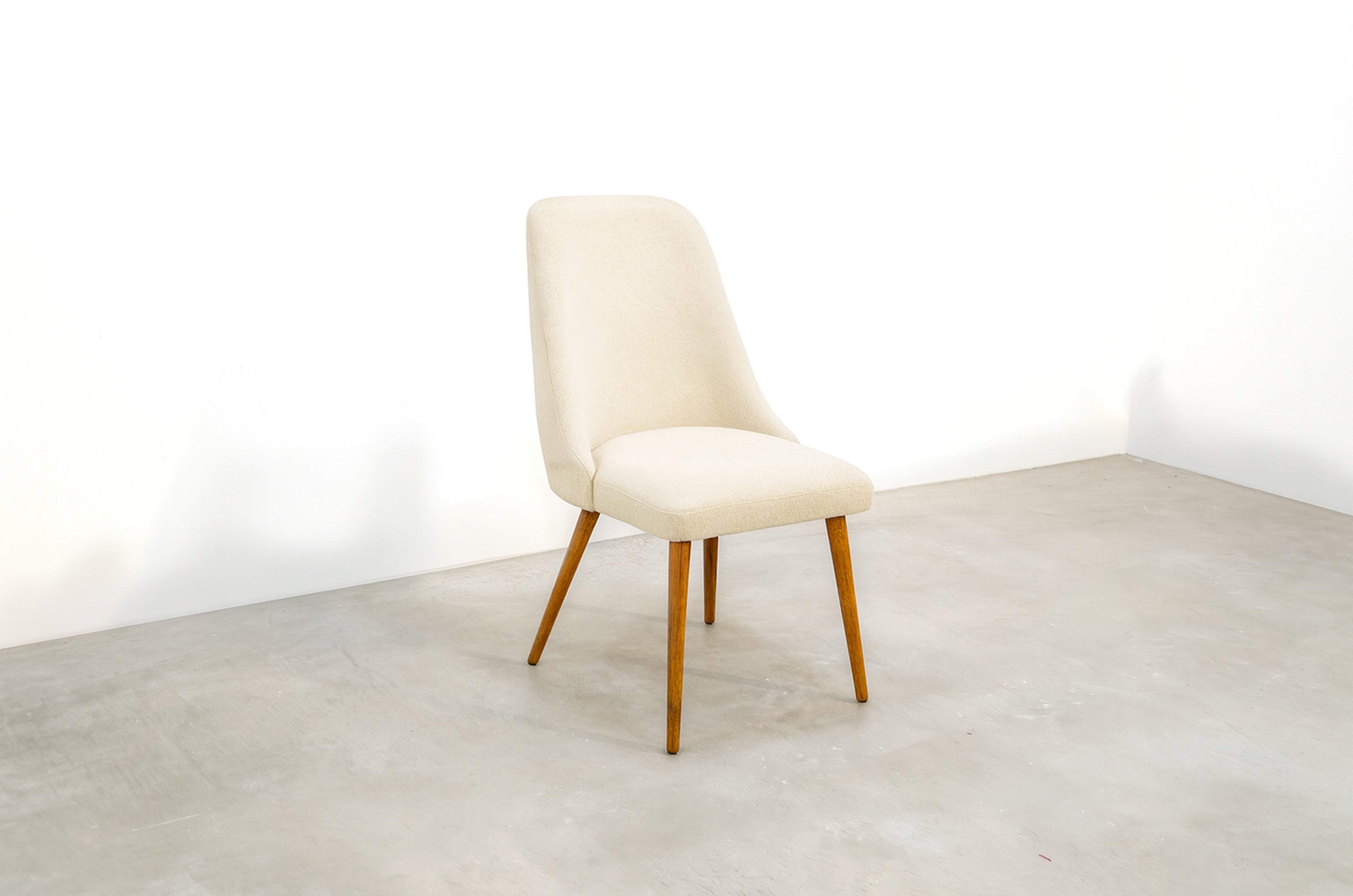 SILLA ILINIZAS · Crema · 2