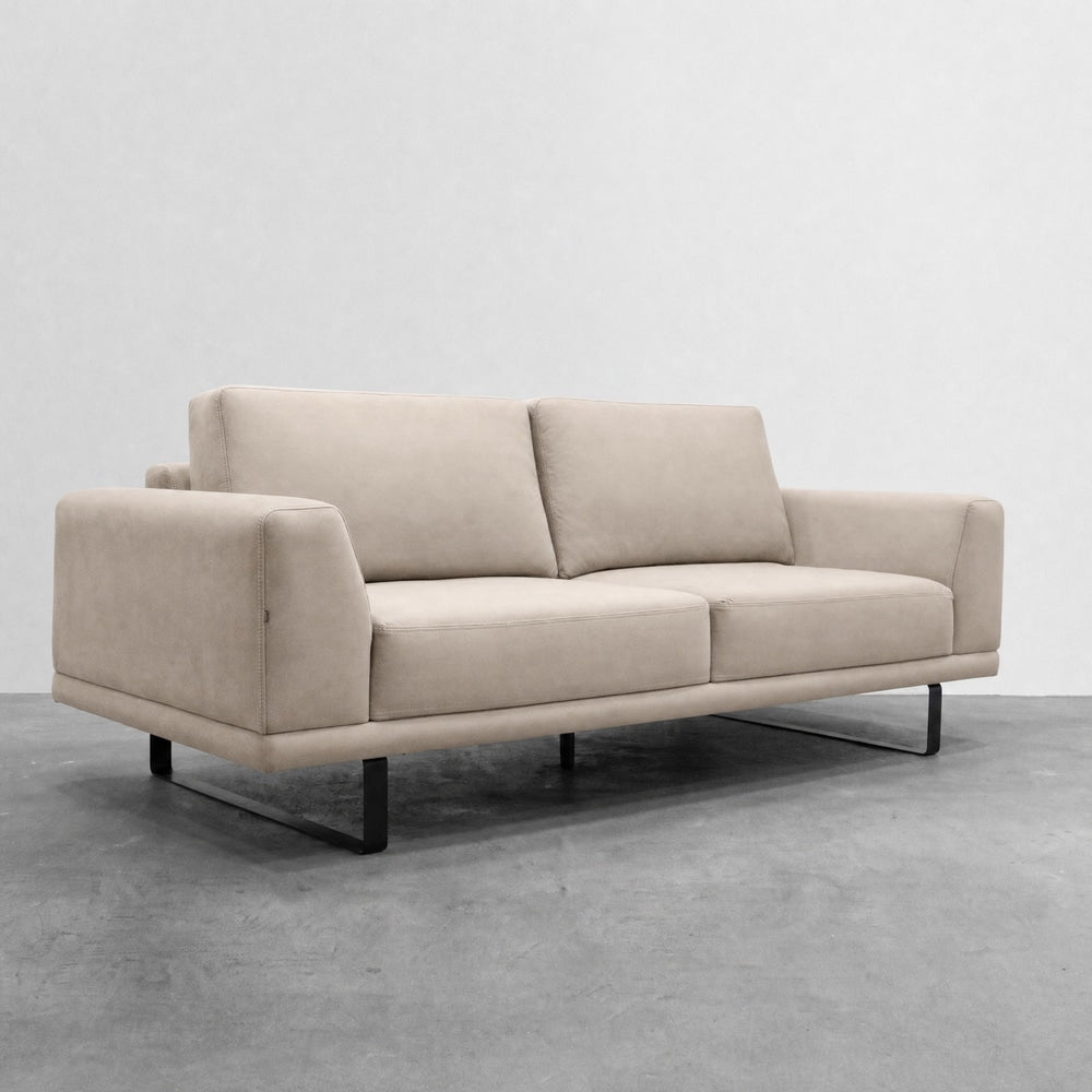 SOFÁ TRIPLE PLUMA · Taupe · 4