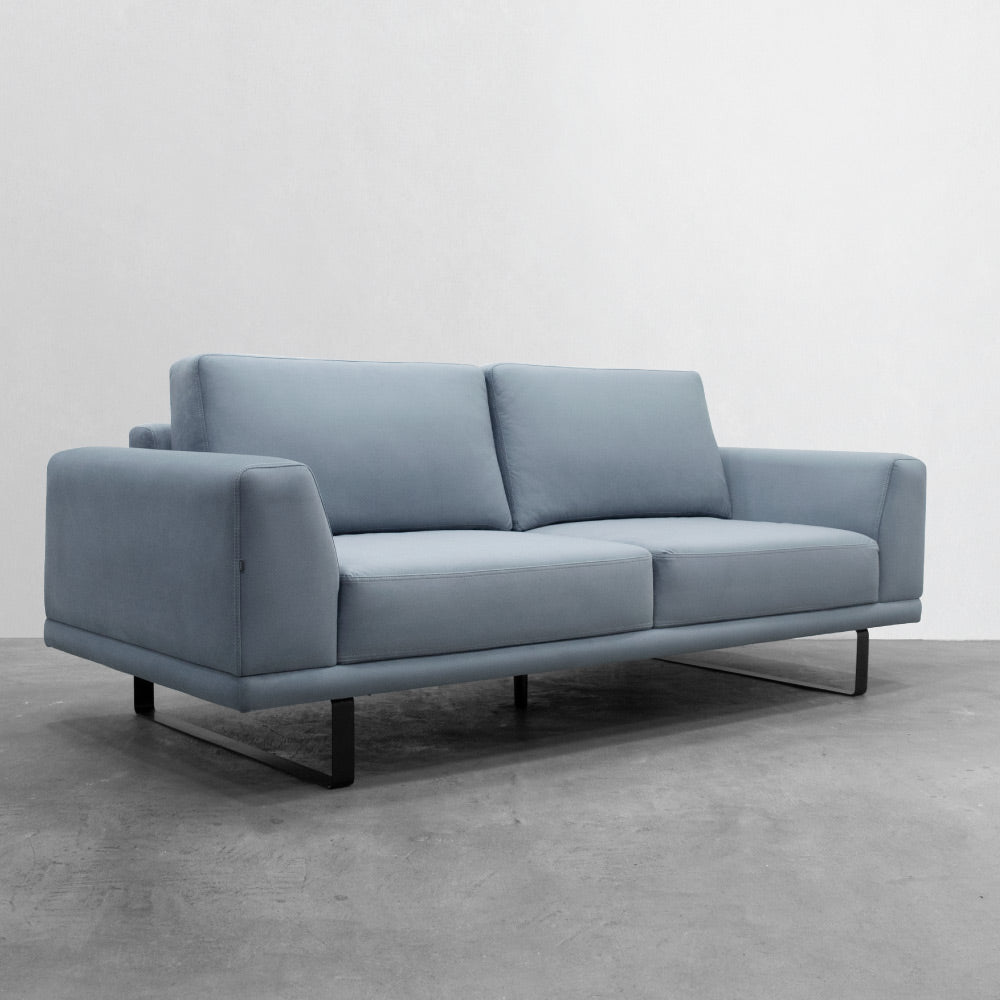 SOFÁ TRIPLE PLUMA · otro · db3f5bd2