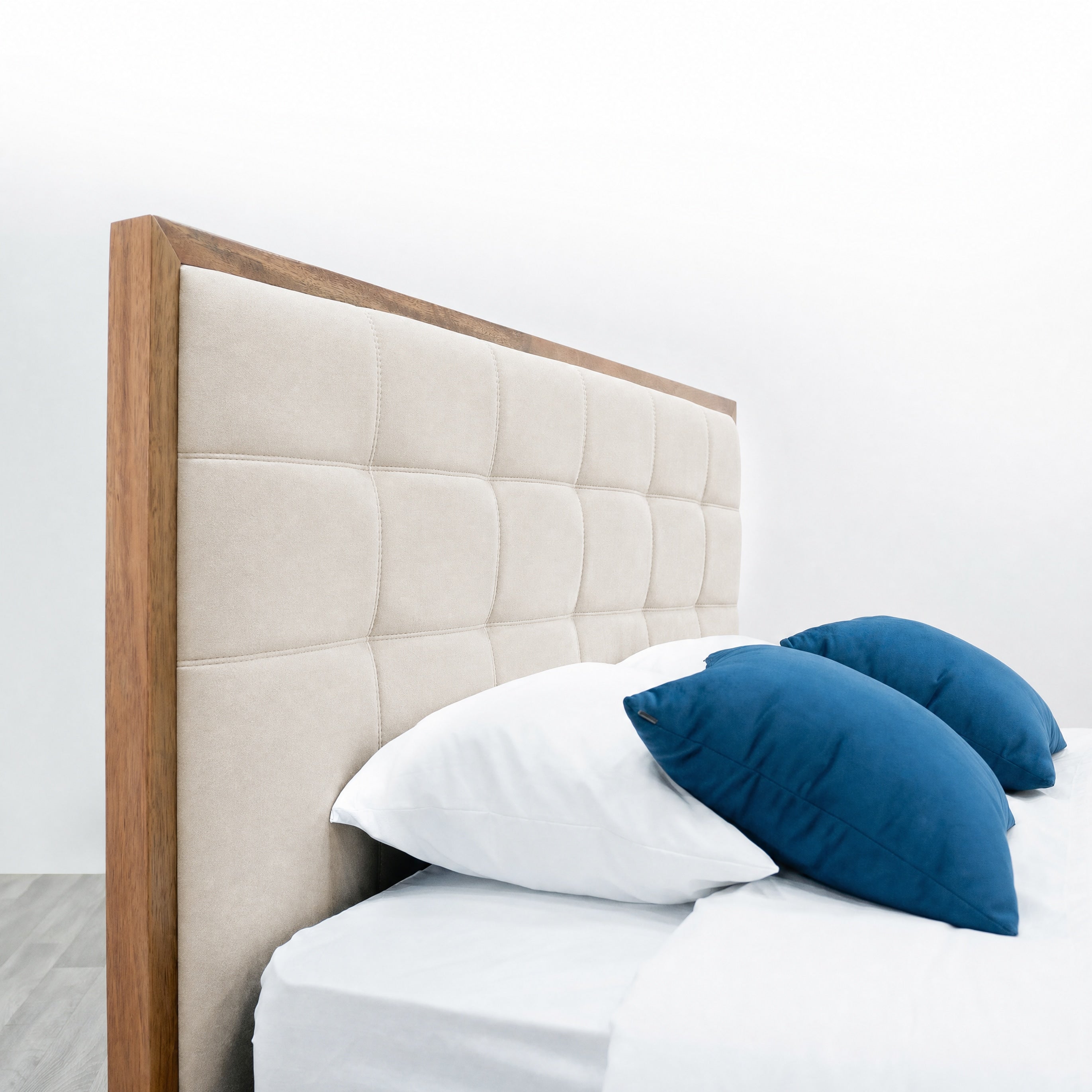 CAMA CABOGANA · Crema · 4