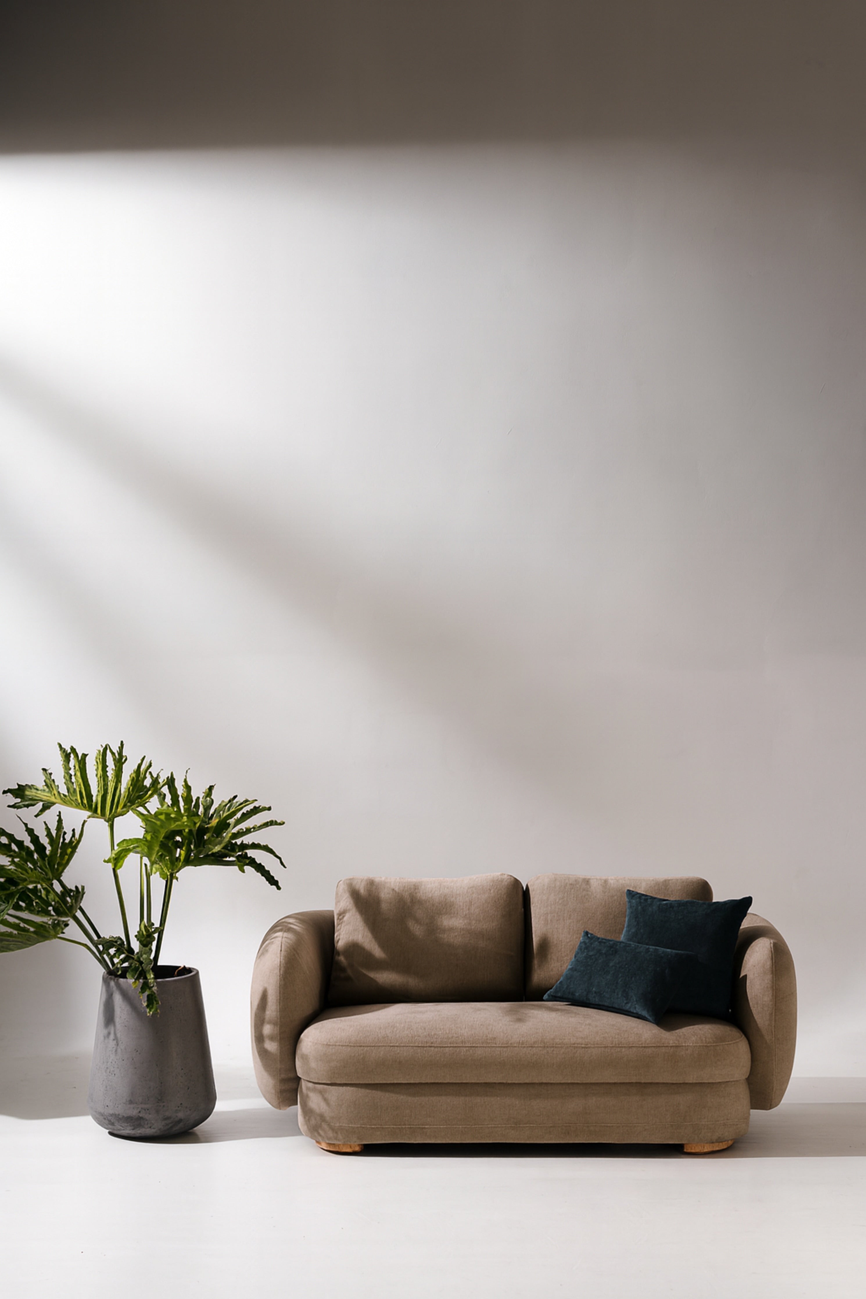 SOFA DOBLE MAGNOLIA · Taupe · 1