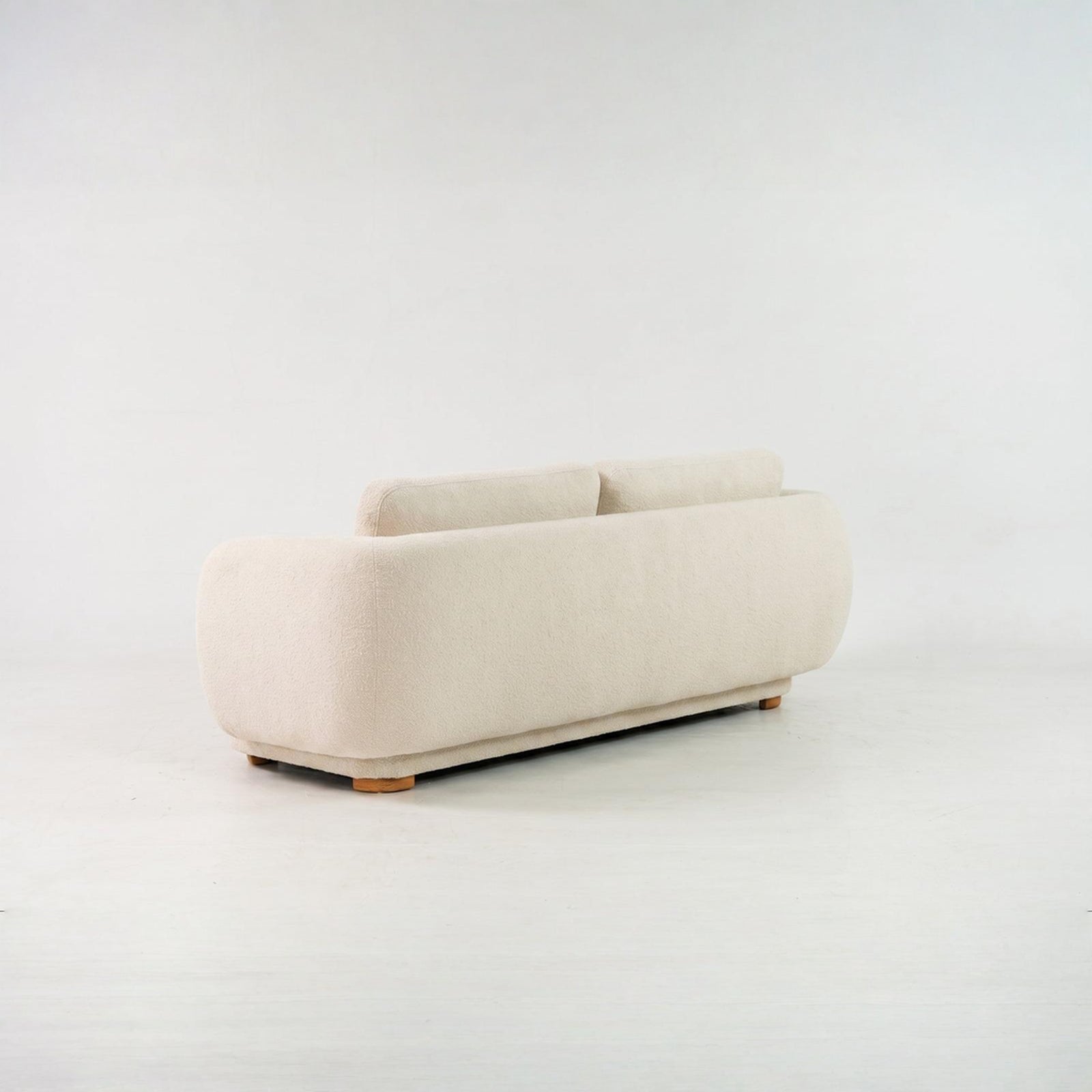 SOFA TRIPLE MAGNOLIA · Crema · 2