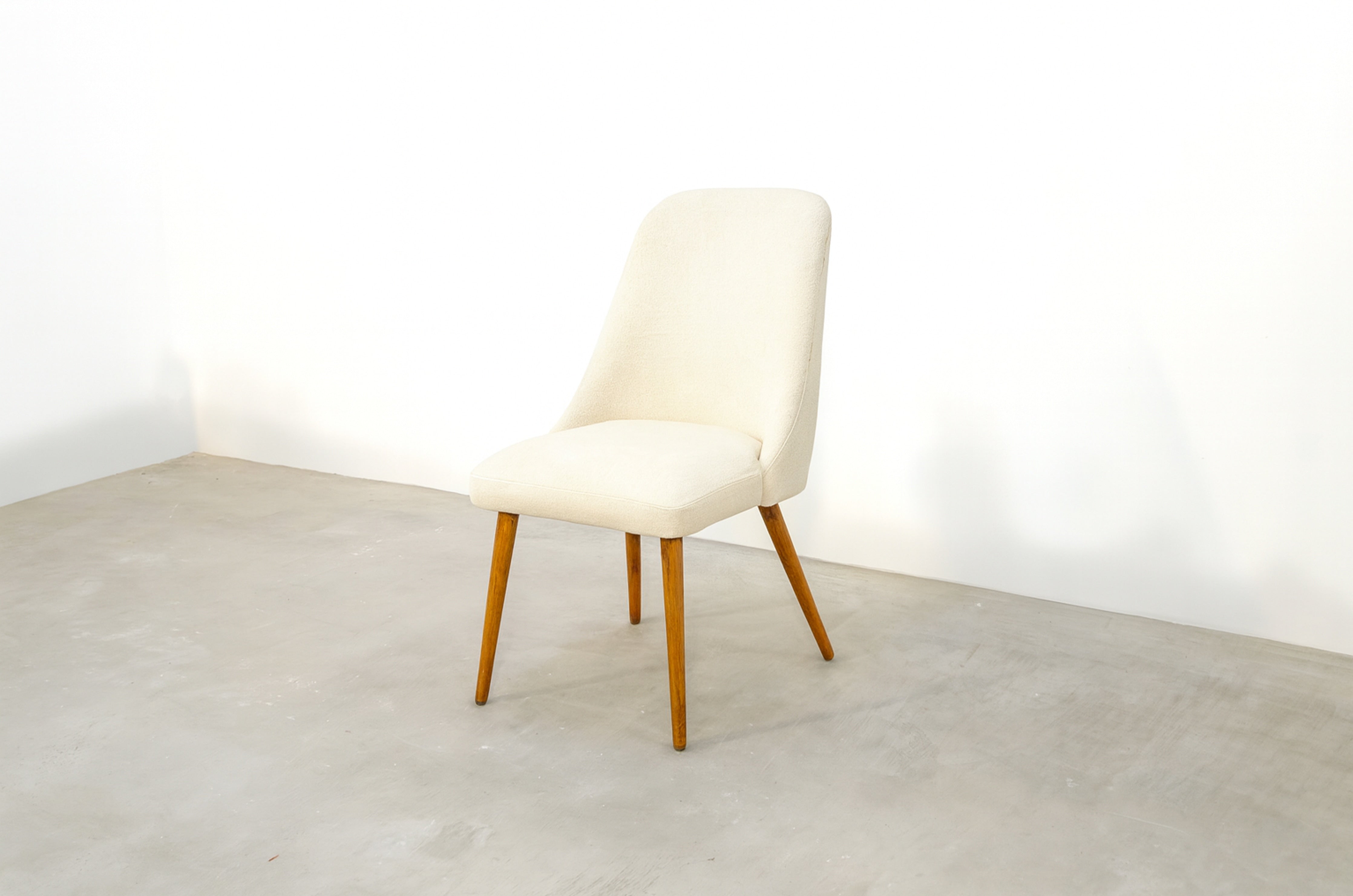 SILLA ILINIZAS · Crema · 1