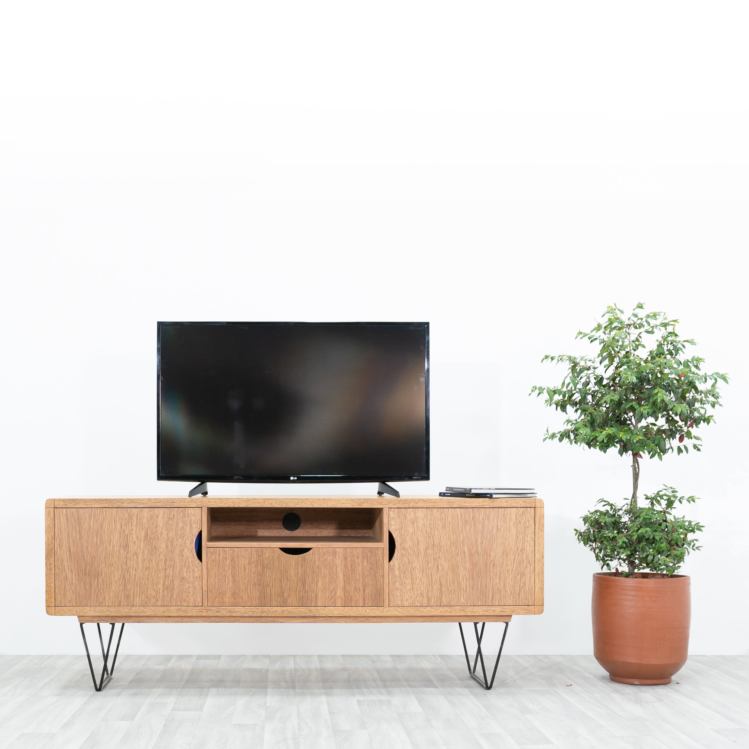 MUEBLE TV PALMIRA · otro · d134ecbb